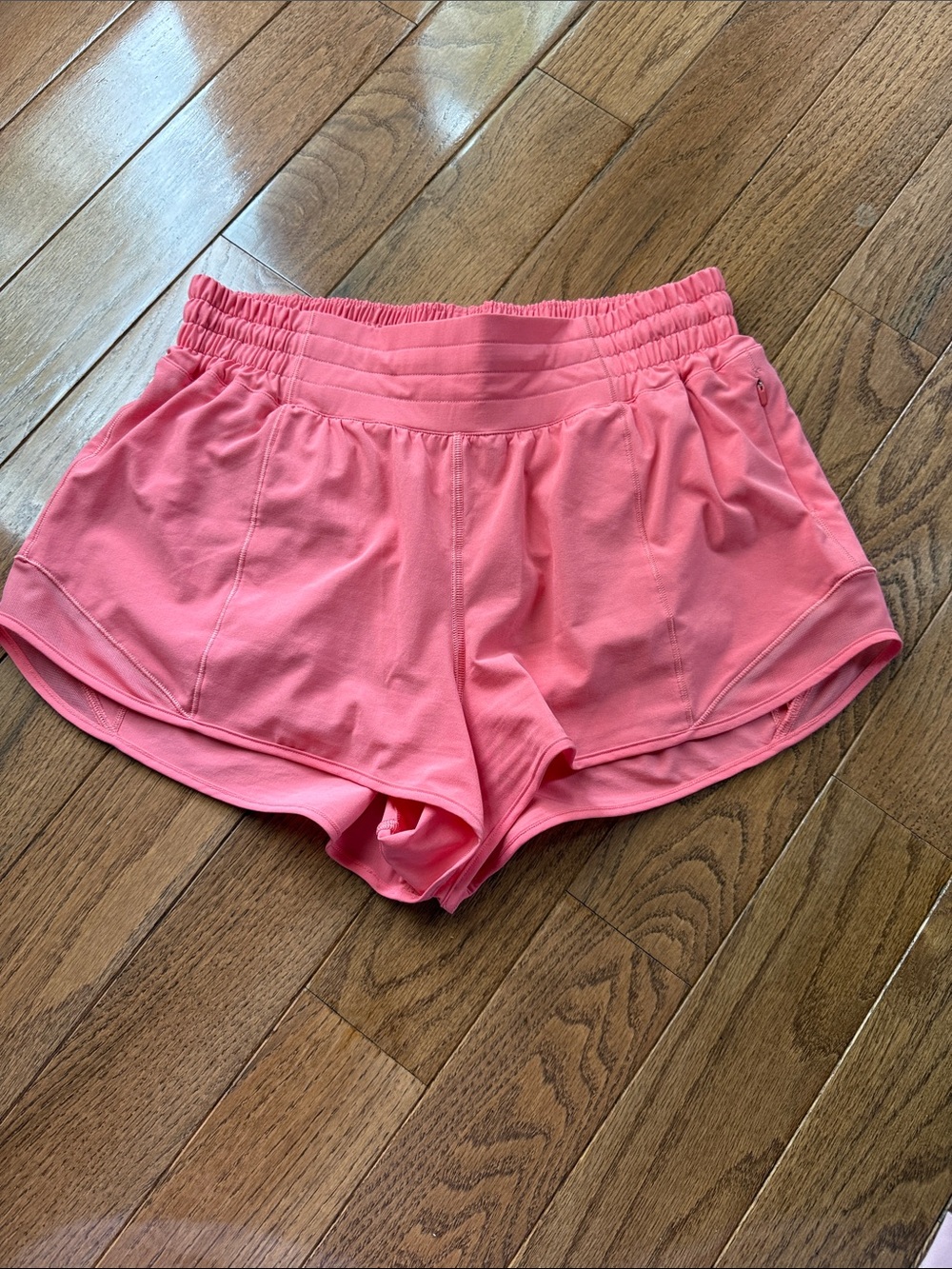 Lululemon- Hotty Hot HR short - raspberry cream